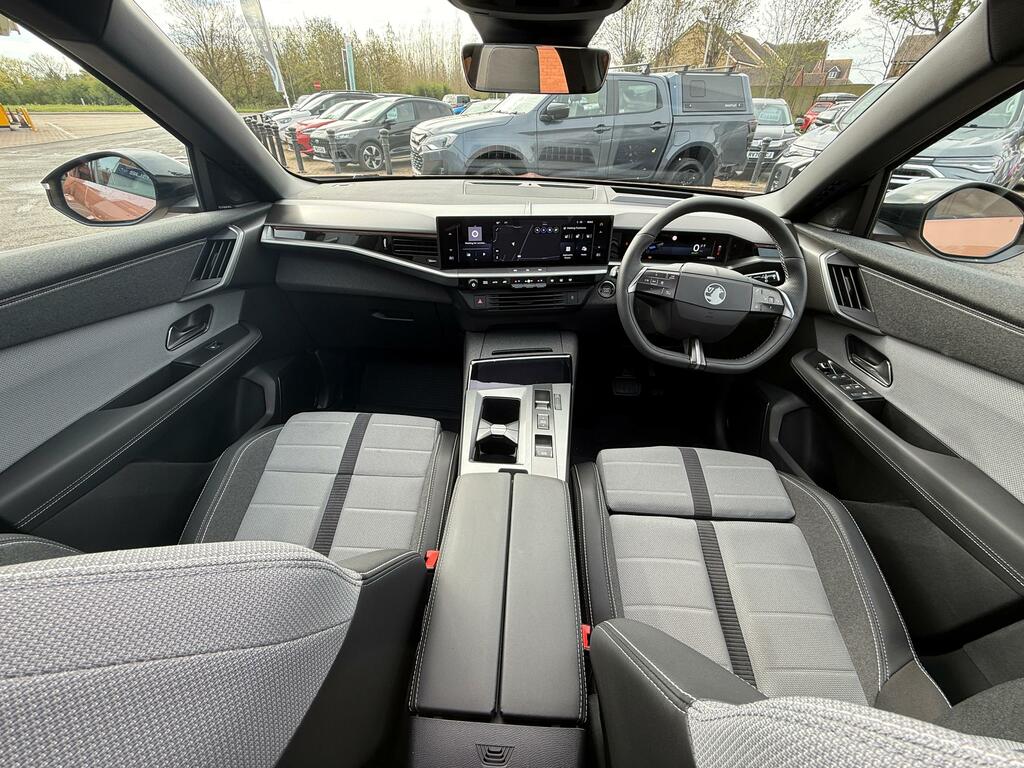 Vauxhall Grandland 73Kwh Ultimate Suv 213 Ps BL74RZH Brown #2