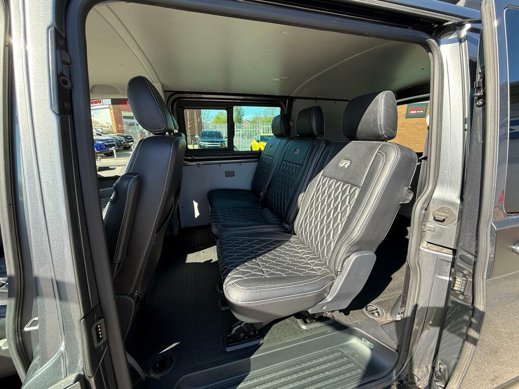 Volkswagen Transporter 2.0 Bitdi T30 Highline Kombi Double Cab SY21MUU Grey #4