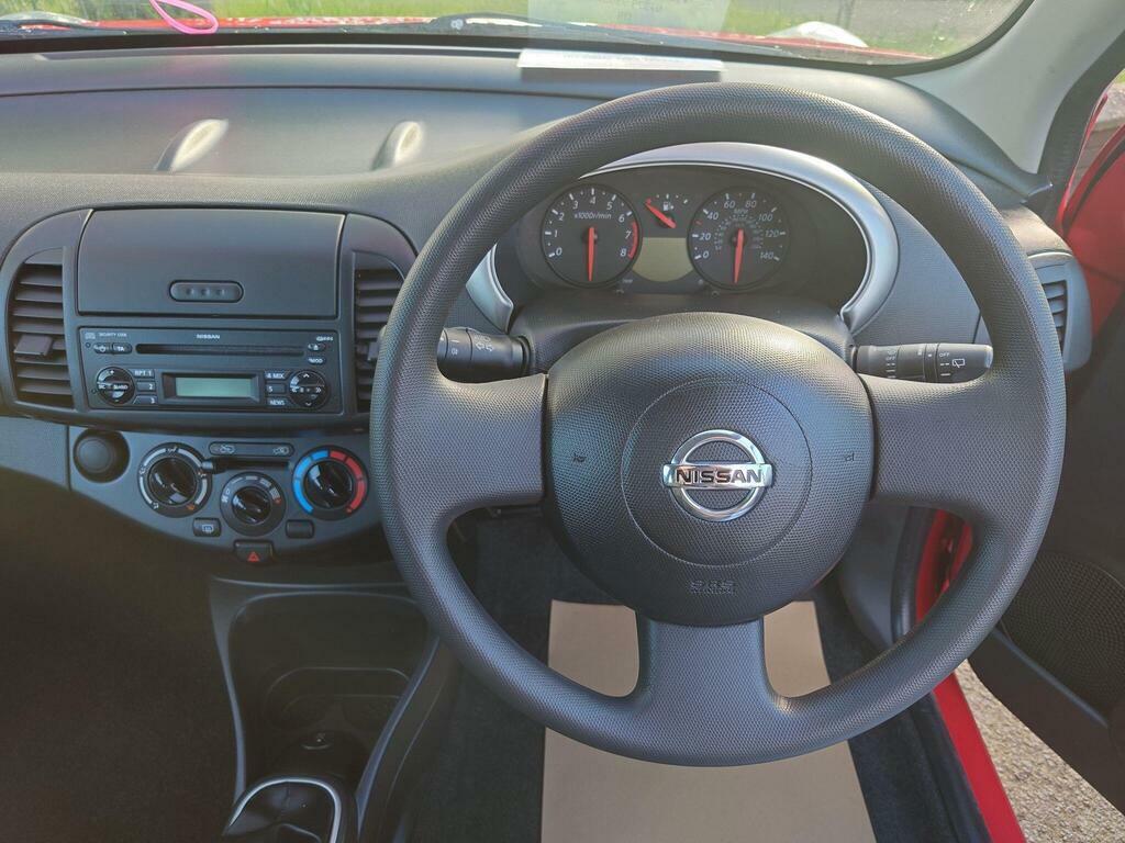 Nissan Micra 1.2 16V Visia Red #4