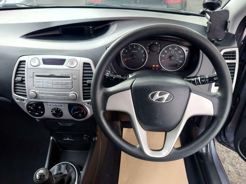 Hyundai I20 1.2 Classic Euro 5 Grey #4