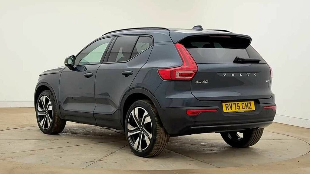 Volvo XC40 Ultra, B3 Mild Hybrid, Dark RV75CMZ Blue #5