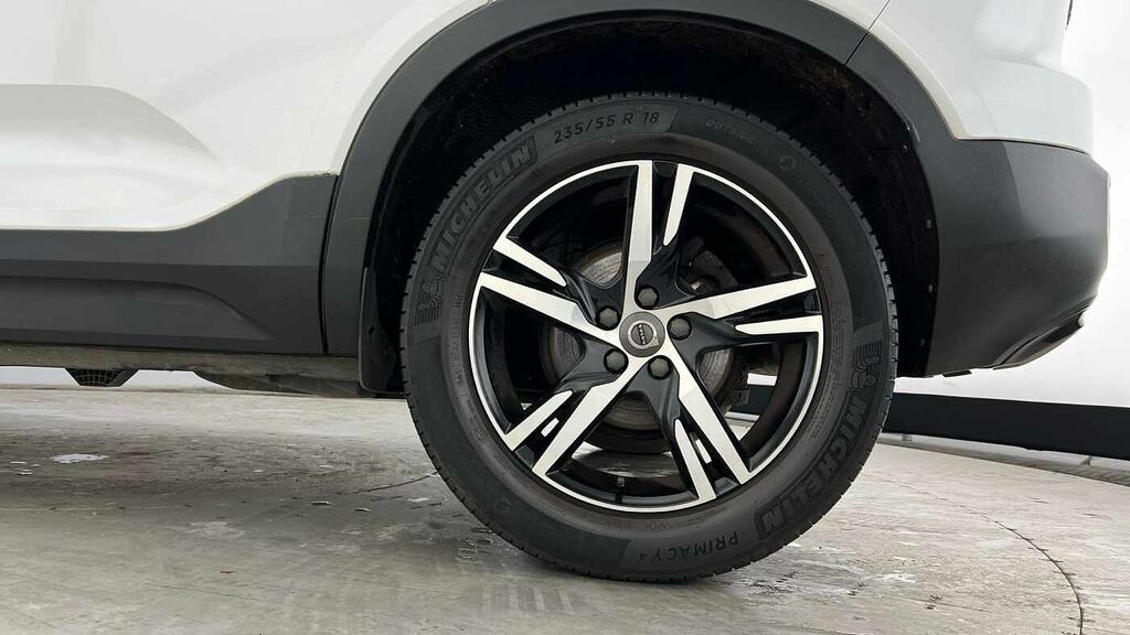 Volvo XC40 R-design, T3 Heated Steering Wheel Se FE70KWC White #4