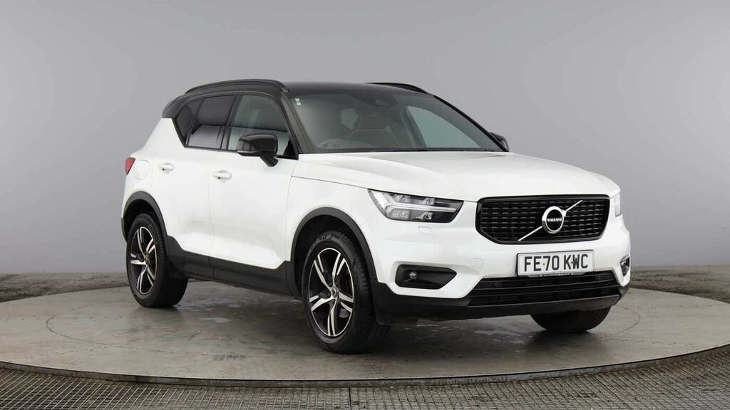 Volvo XC40 R-design, T3 Heated Steering Wheel Se White