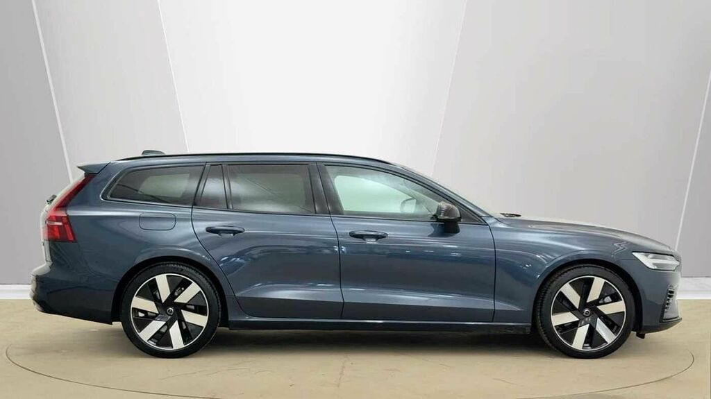 Volvo V60 Plus, T6 Awd Plug-in Hybrid, Dark RO25GHA Blue #2