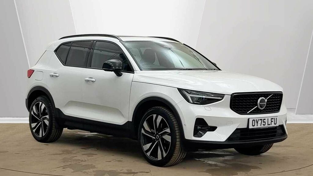Volvo XC40 Ultra, B4 Mild Hybrid, Dark White