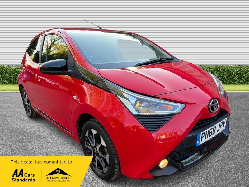 Toyota Aygo 1.0 Vvt-i X-trend Funroof Red #3
