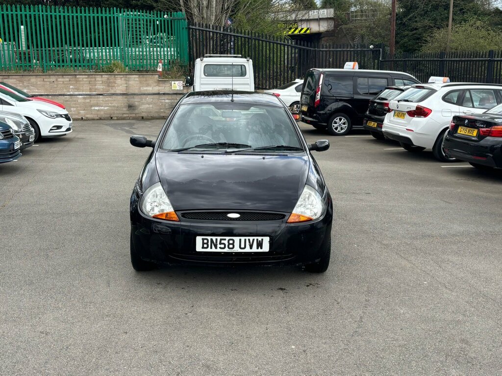 Ford KA 1.3 Zetec Climate Hatchback 154 Black #4