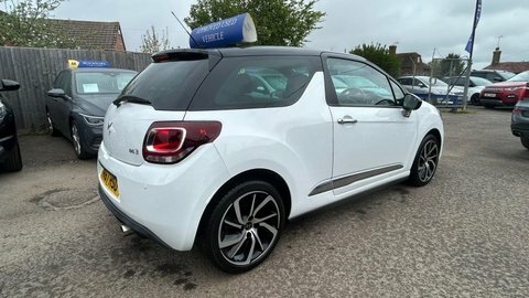 DS DS 3 1.2 Puretech Connected VK67HSO White #5