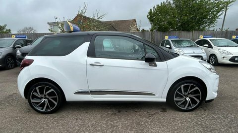 DS DS 3 1.2 Puretech Connected VK67HSO White #4