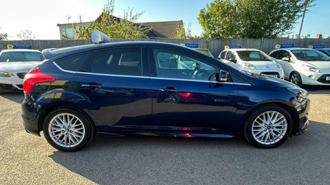 Ford Focus 1.0T Ecoboost Zetec OU13XRL Blue #4
