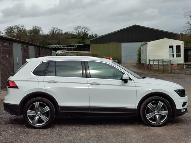 Volkswagen Tiguan Tdi Bluemotion Tech Sel White #3
