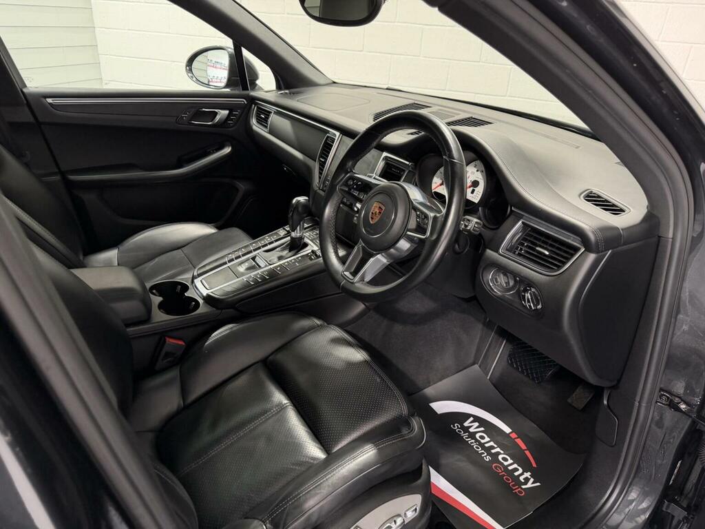 Porsche Macan Suv 2.0T Pdk 4Wd Euro 6 Ss 201767 HY67KBV Grey #2
