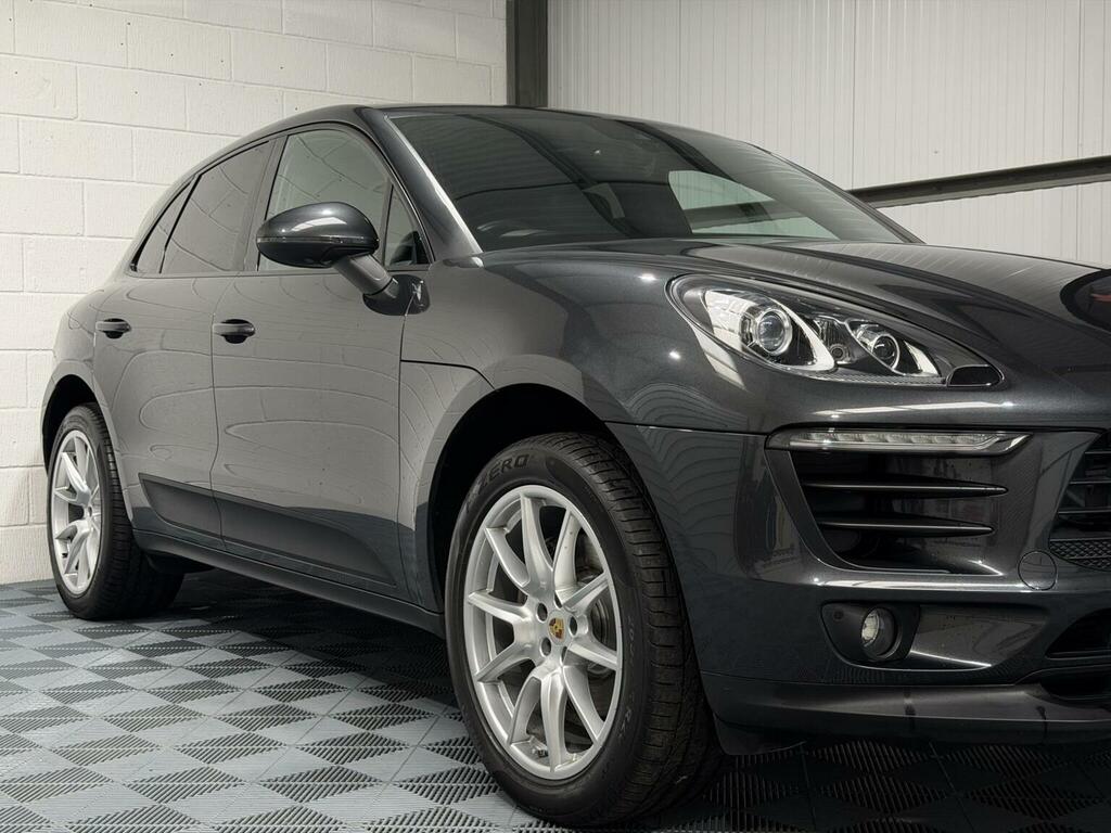 Porsche Macan Suv 2.0T Pdk 4Wd Euro 6 Ss 201767 HY67KBV Grey #4