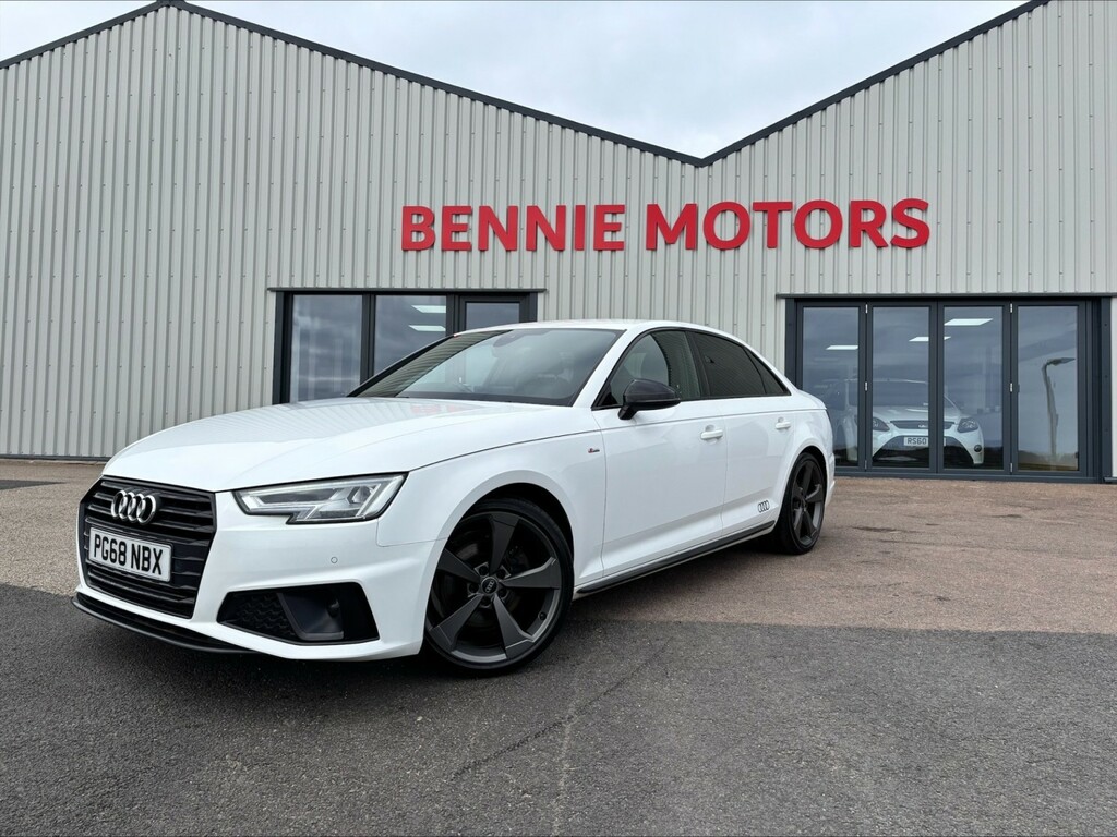 Audi A4 Saloon 2.0 Tfsi 35 Black Edition 201968 White