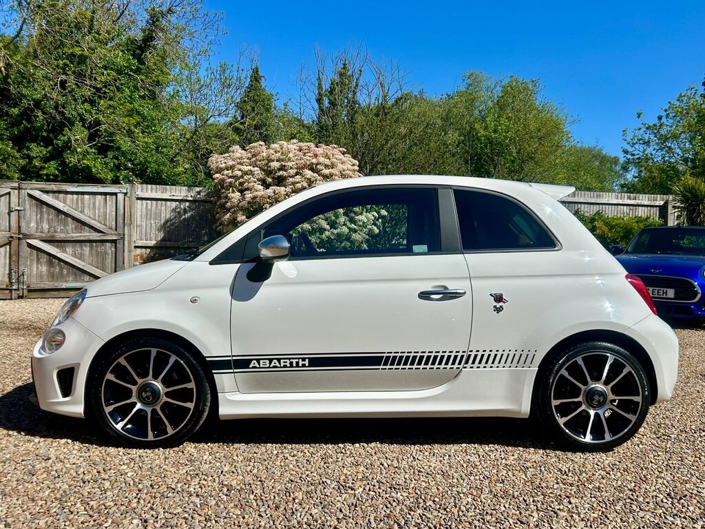 Abarth 595 1.4 T-jet Turismo Hatchback Euro LO67ENW White #2