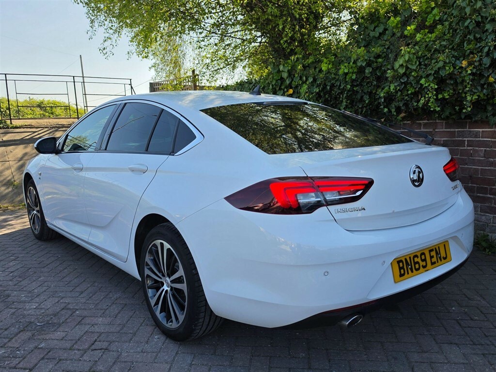 Vauxhall Insignia 2.0 Turbo D Blueinjection Elite Nav Grand Sport Eu White #4