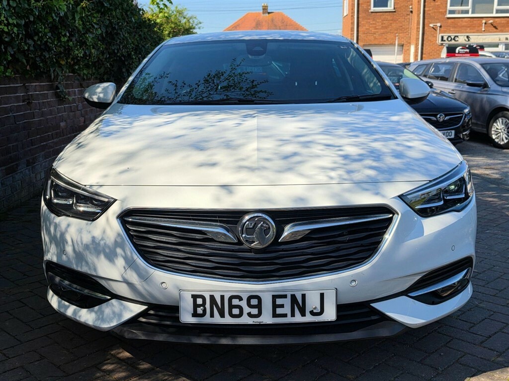 Vauxhall Insignia 2.0 Turbo D Blueinjection Elite Nav Grand Sport Eu White #2