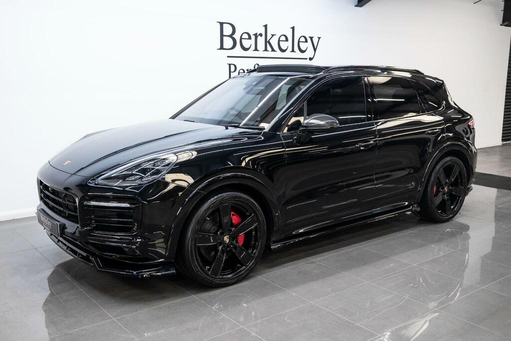 Porsche Cayenne Suv 4.0T V8 Gts Tiptronics 4Wd Euro 6 Ss 2 NV72AOU Black #4