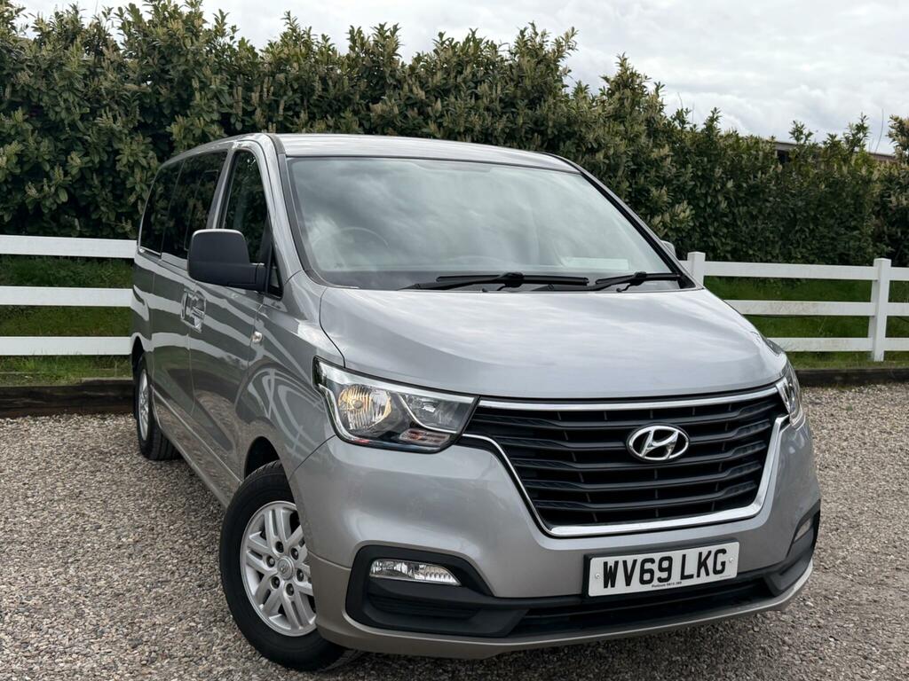 Hyundai I800 2.5 Crdi Se Euro 6 Silver