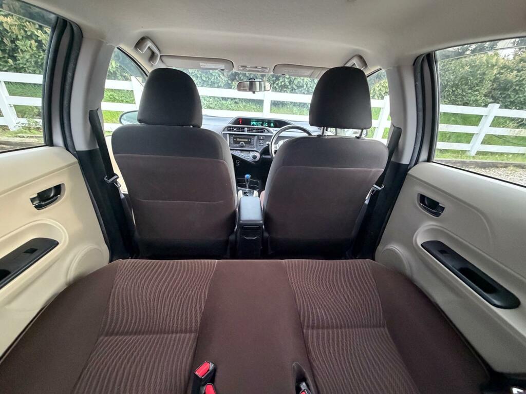 Toyota Aqua Hatchback 201261 Blue #20