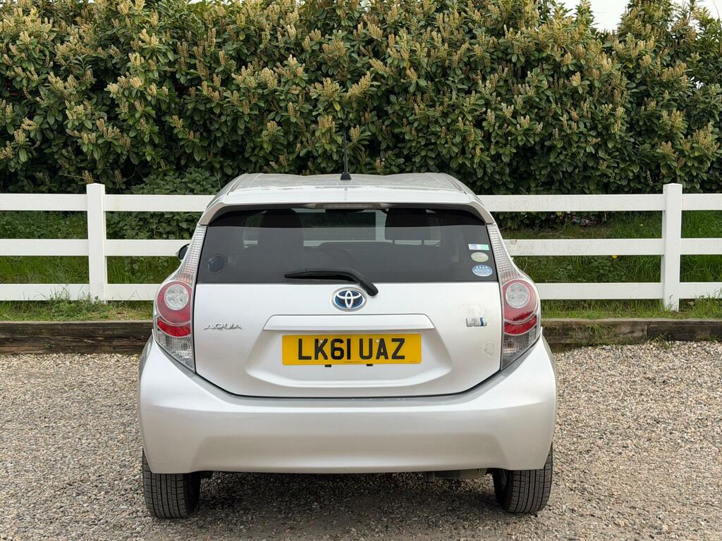Toyota Aqua Hatchback 201261 Blue #12