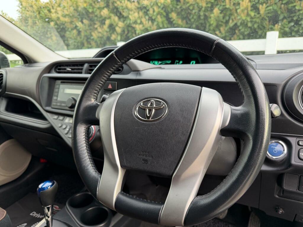 Toyota Aqua Hatchback 201261 Blue #27