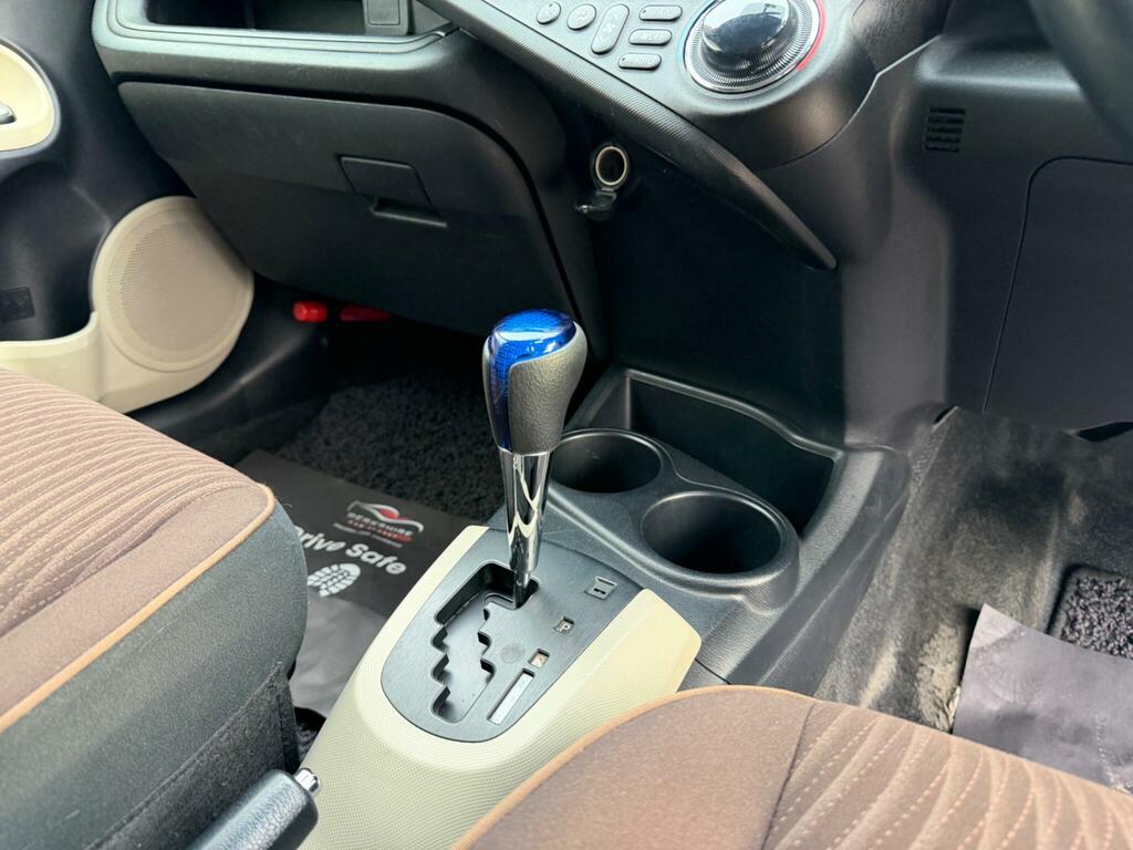 Toyota Aqua Hatchback 201261 Blue #29