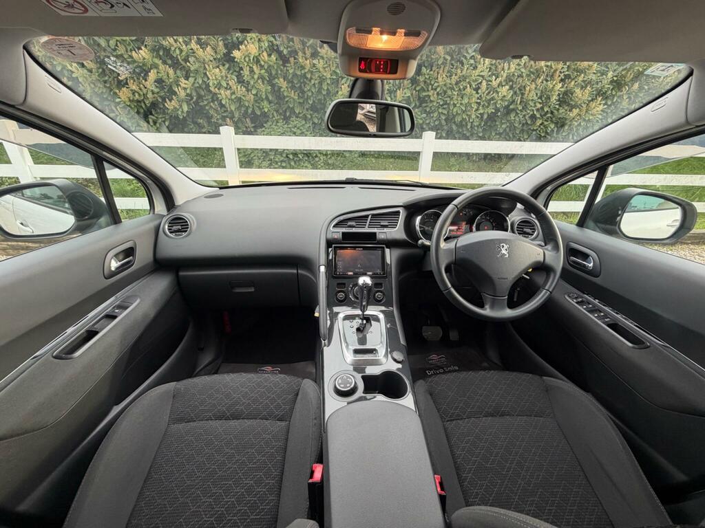 Peugeot 3008 1.6 Premium White #2