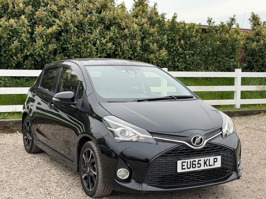 Toyota Yaris 1.5 Rs Euro 6 EU65KLP Black #4