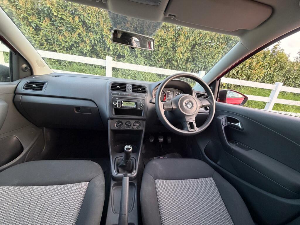 Volkswagen Polo 1.2 S Euro 5 Red #2