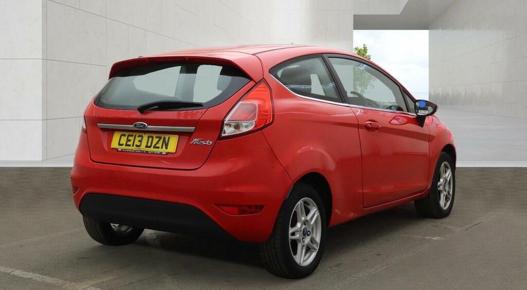 Ford Fiesta 1.25 Zetec Euro 5 CE13DZN Red #4