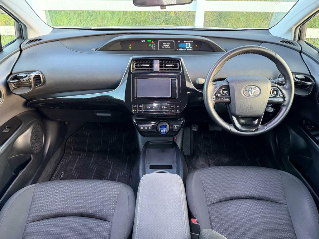 Toyota Prius 1.8 Vvt-h Active Cvt Euro 6 MX19DUR Grey #2