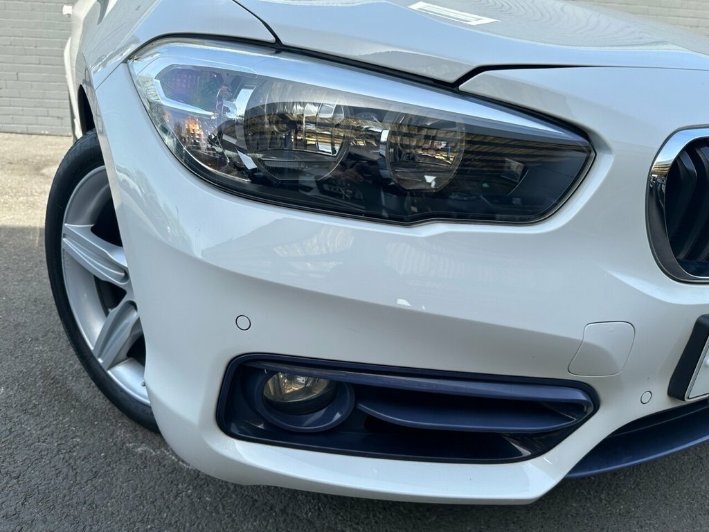 BMW 1 Series 2L Sport KP19WJS White #3