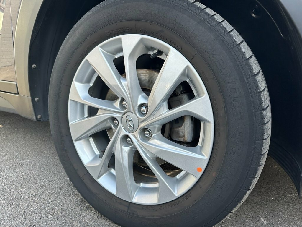 Hyundai Tucson 1.6L Se Nav HV70WHT Grey #5