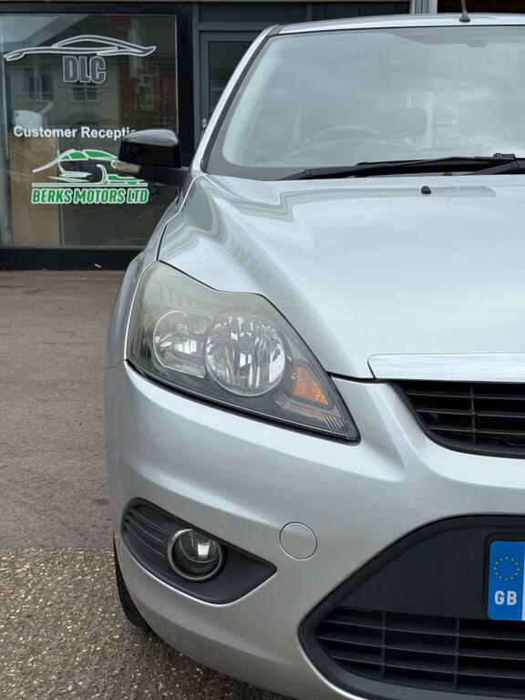 Ford Focus 1.6 Zetec Silver #6