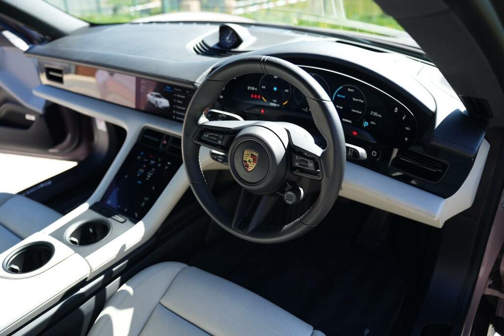 Porsche Taycan Performance Plus 93.4Kwh 4S 4Wd 11Kw Cha Pink #3
