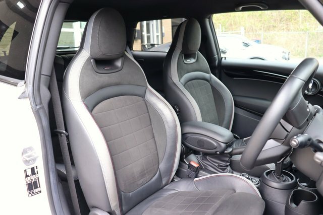 Mini Hatch 1.5 Cooper Sport SF22RXM Silver #4