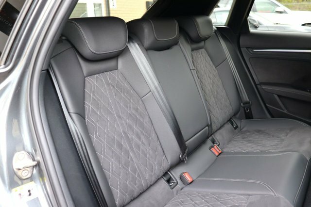 Audi A3 2.0 Tdi 35 Edition 1 Sportback RD23DUG Grey #5