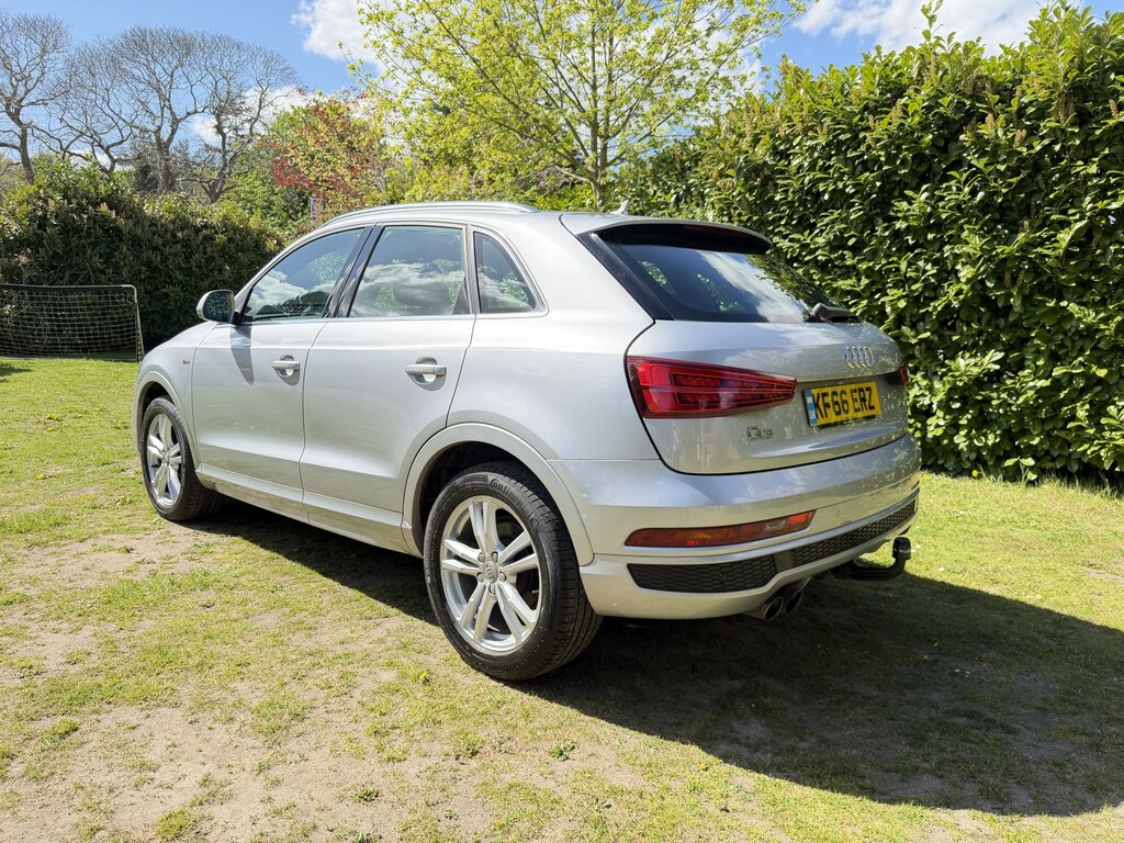 Audi Q3 Suv 1.4 Tfsi Cod S Line Edition 2017 KF66ERZ Silver #4