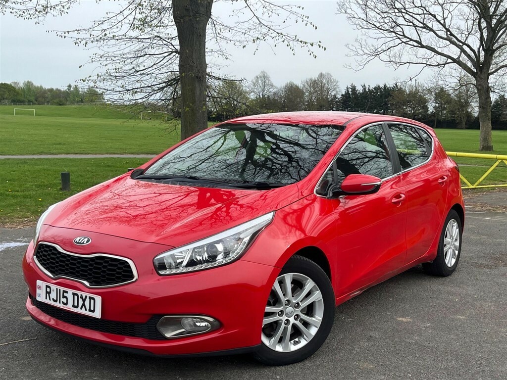Kia Ceed 1.6 Crdi 2 Euro 5 Red