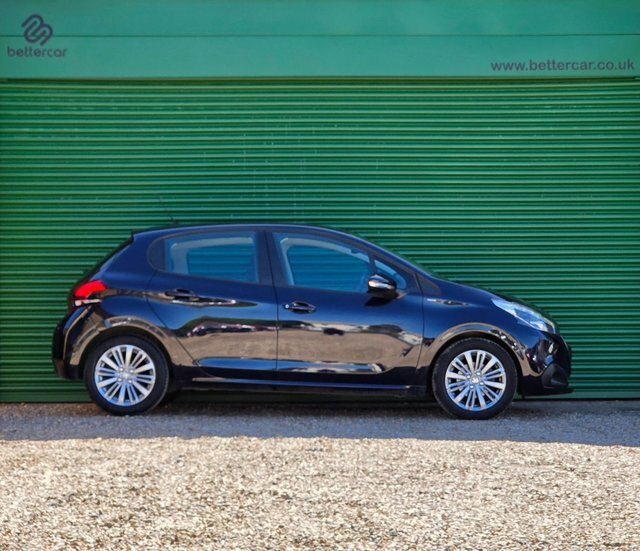 Peugeot 208 Puretech Signature Hatchback RE68YXP Blue #5