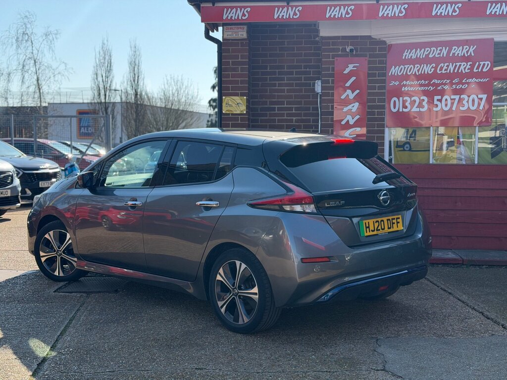 Nissan Leaf 40Kwh N-connecta Hatchback 150 HJ20DFF Grey #4