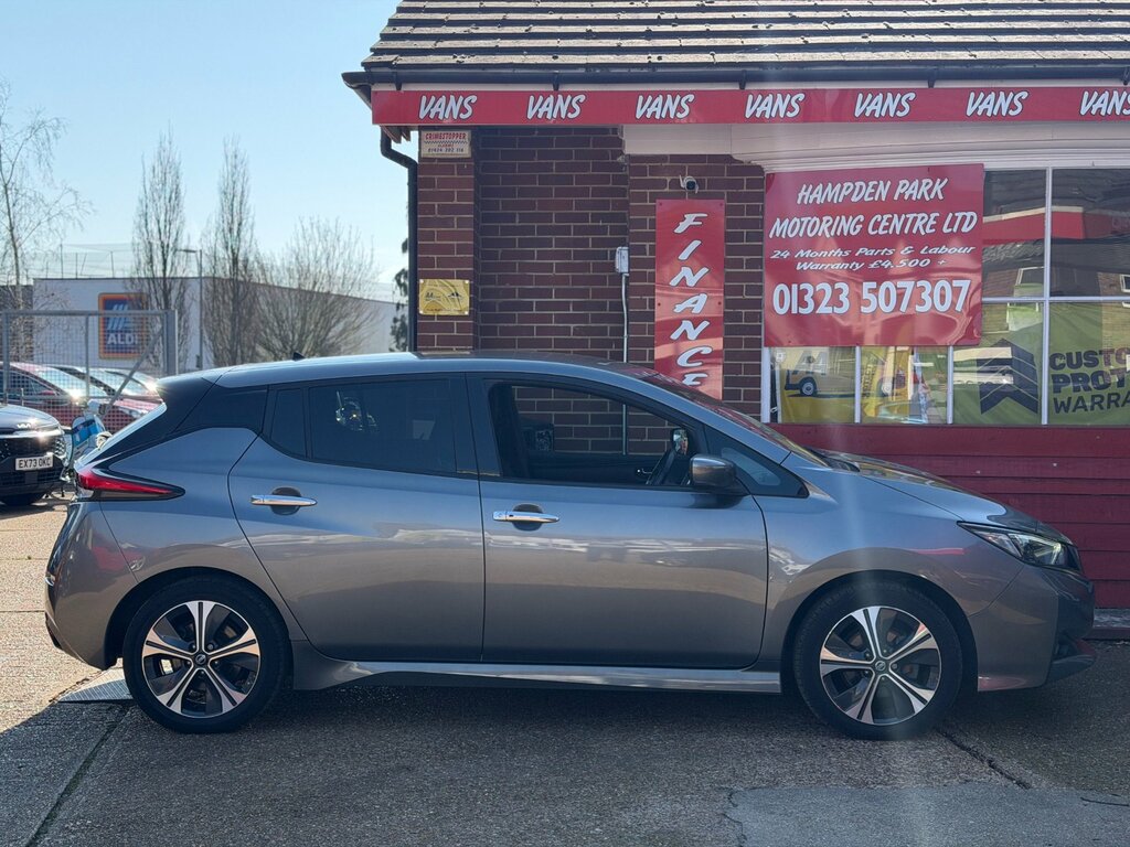 Nissan Leaf 40Kwh N-connecta Hatchback 150 Grey