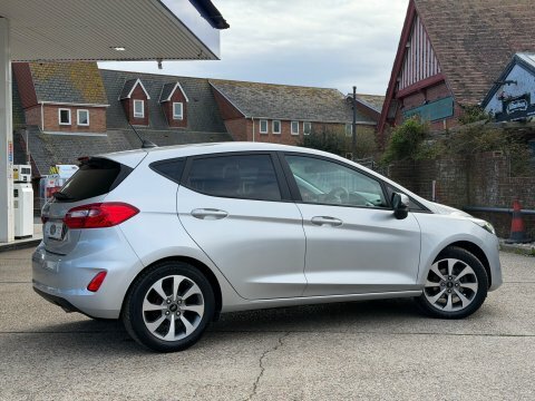 Ford Fiesta Trend  Silver #2