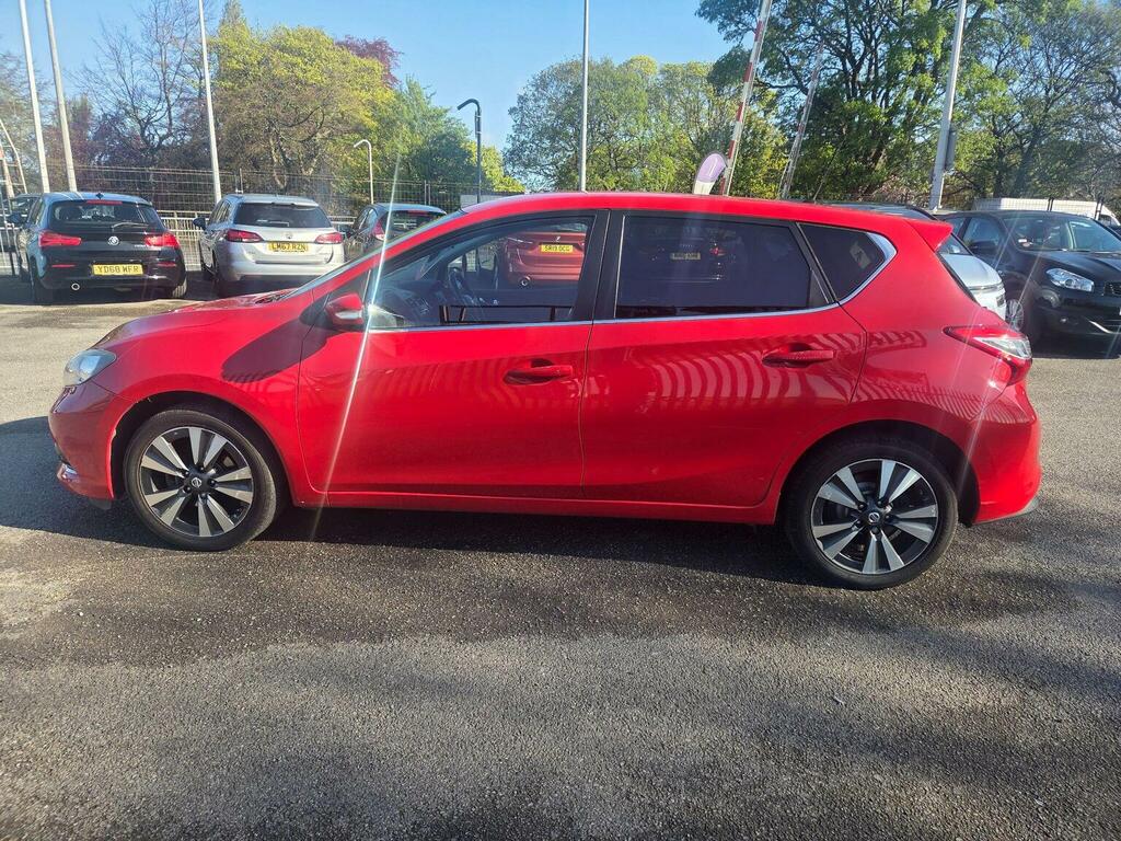 Nissan Pulsar Hatchback 1.2 Dig-t N-connecta Euro 6 Ss 2 AV16PKX Red #6