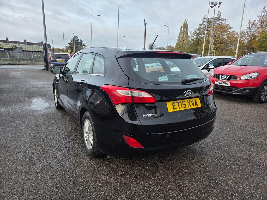 Hyundai I30 Estate 1.6 Crdi Blue Drive Se Tourer Euro 6 Ss ET15XVA Black #5