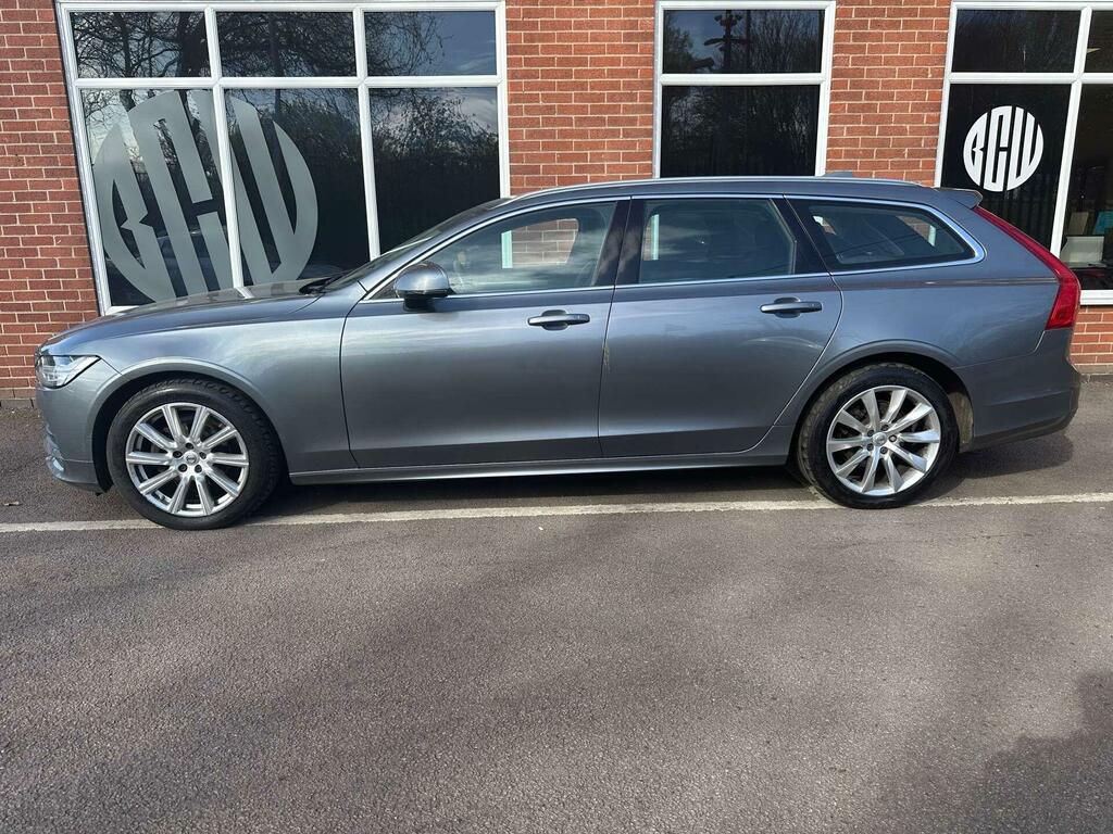 Volvo V90 Momentum Plus CU69HJN Grey #5