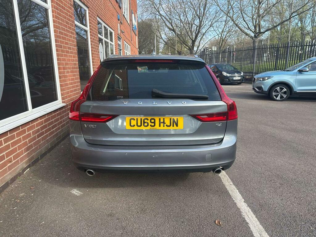 Volvo V90 Momentum Plus CU69HJN Grey #4
