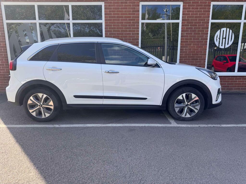 Kia e-Niro 39Kwh 2 LE21ONP White #2