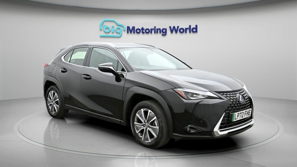 Lexus UX 300E Black